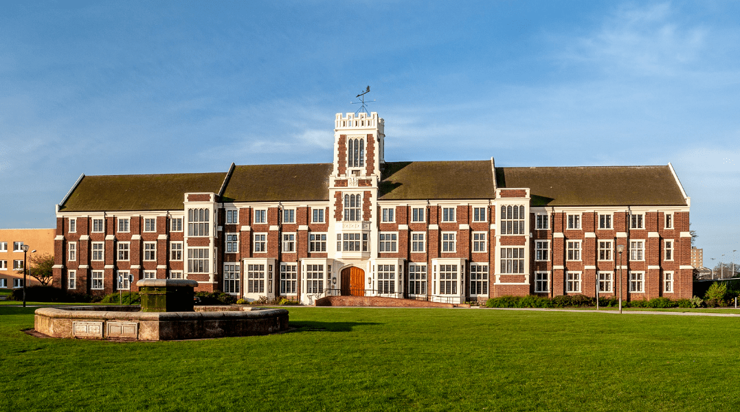 拉夫堡大学——体育专科如何走出“象牙塔”，助力区域振兴？_场馆_品牌_活动